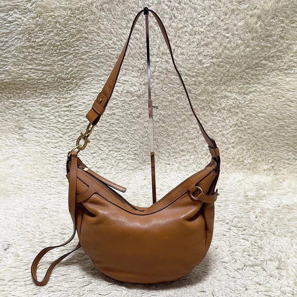 Salvatore Ferragamo Gancini Shoulder Bag Handbag Hobo Leather Camel Brown Used